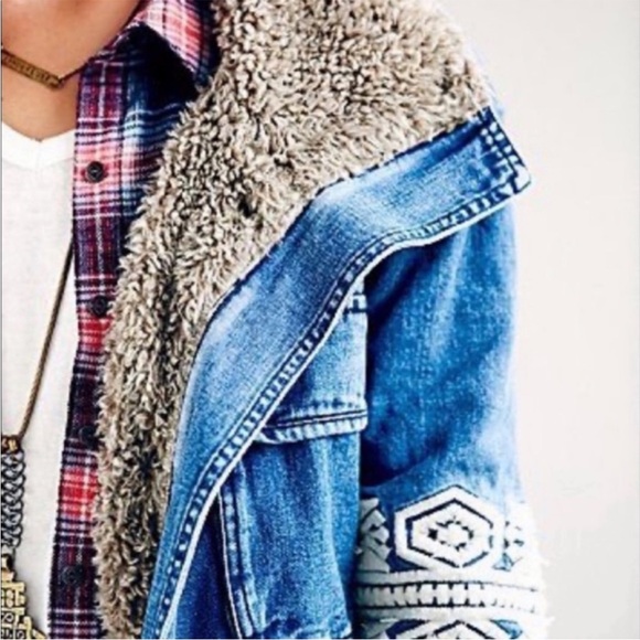 Free People Rendered Denim Sherpa Jacket Faux Fur Lined Embroidered Jean Coat - Picture 4 of 10